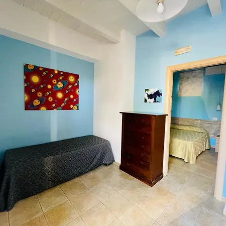 Borgo Camicia In 4*