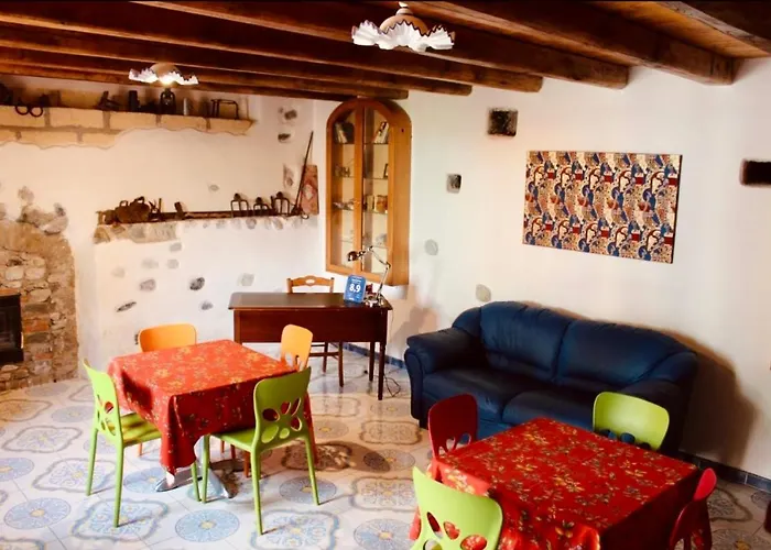 Bed & Breakfast Borgo Camicia In 4*