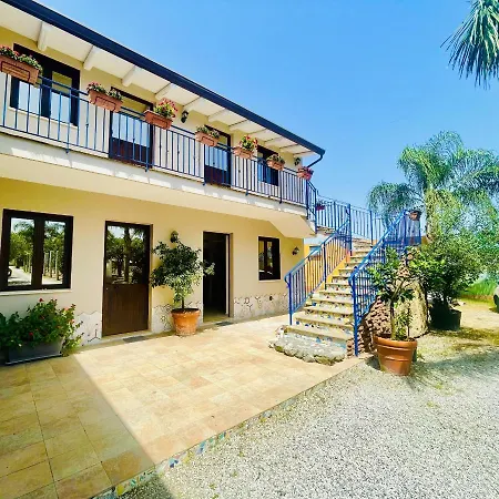 Borgo Camicia In Bed & Breakfast Barcellona-Pozzo di Gotto