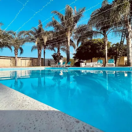 Borgo Camicia In Bed & Breakfast 4*