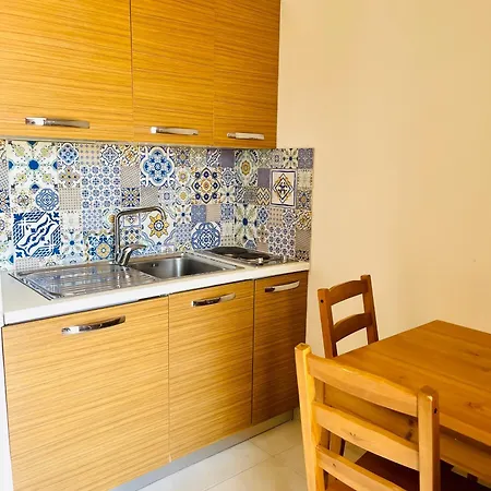 Borgo Camicia In Bed & Breakfast Barcellona-Pozzo di Gotto