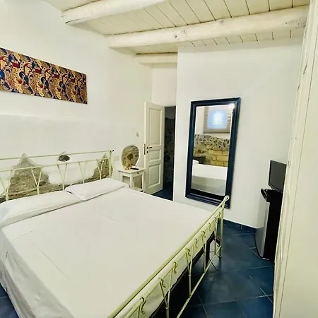 Borgo Camicia In 4* Barcellona-Pozzo di Gotto