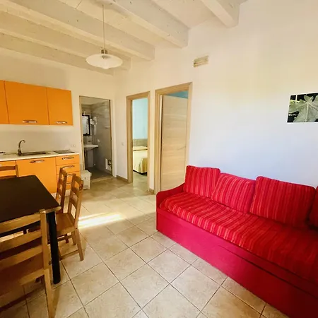 Borgo Camicia In 4* Barcellona-Pozzo di Gotto