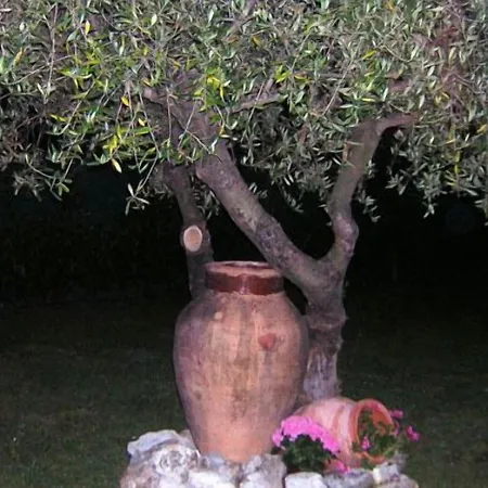 Borgo Camicia In Bed & Breakfast 4*