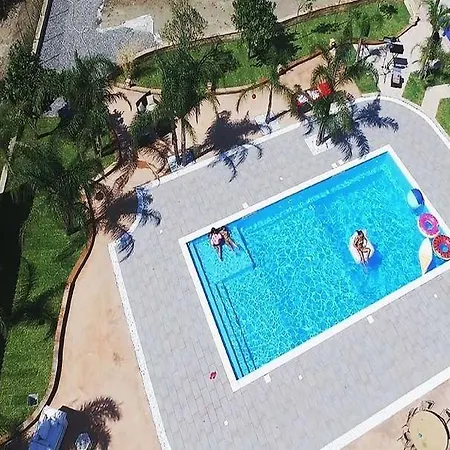 Borgo Camicia In 4* Barcellona-Pozzo di Gotto