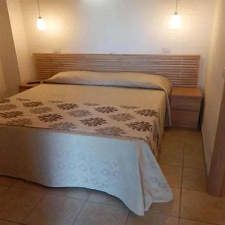 Borgo Camicia In 4* Barcellona-Pozzo di Gotto